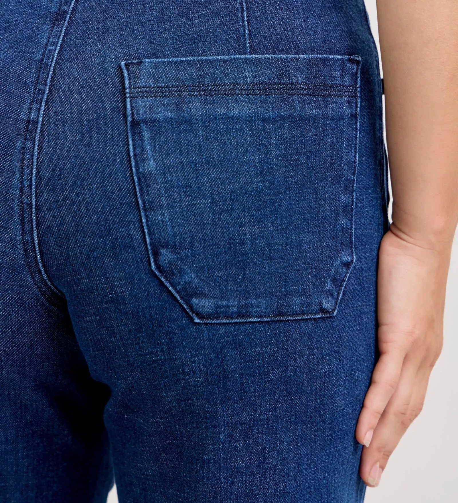 Twist Retro Wide Jeans